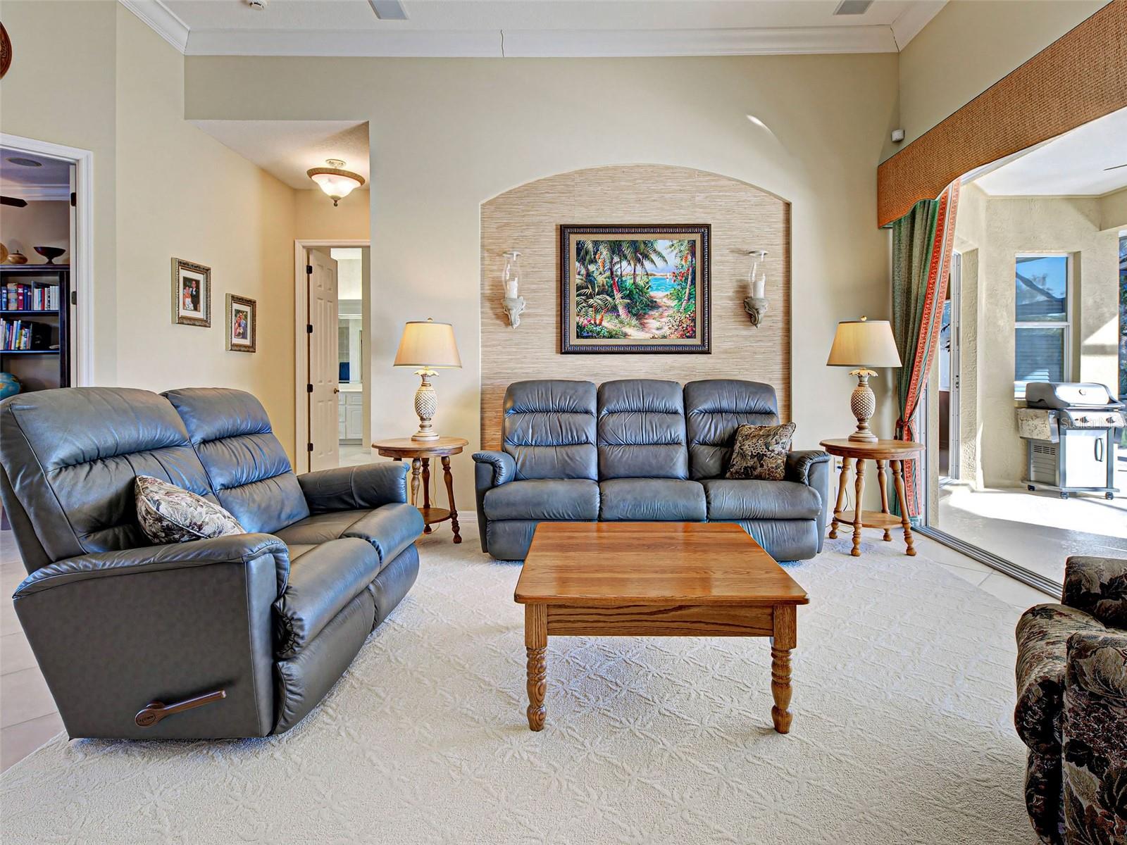 SAWGRASS - Residential