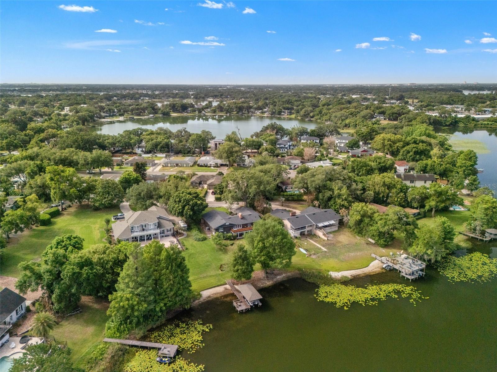 JEWEL OAKS - Land