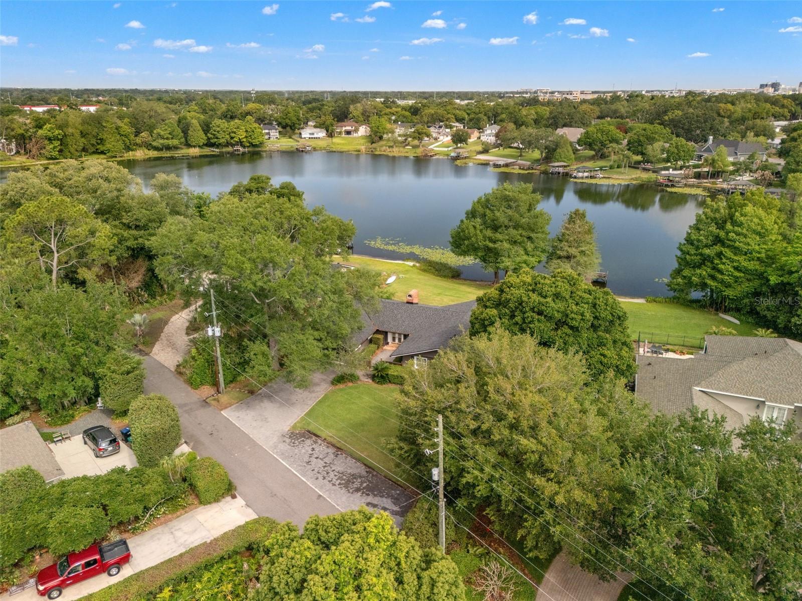 JEWEL OAKS - Land