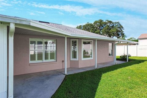 A home in EUSTIS