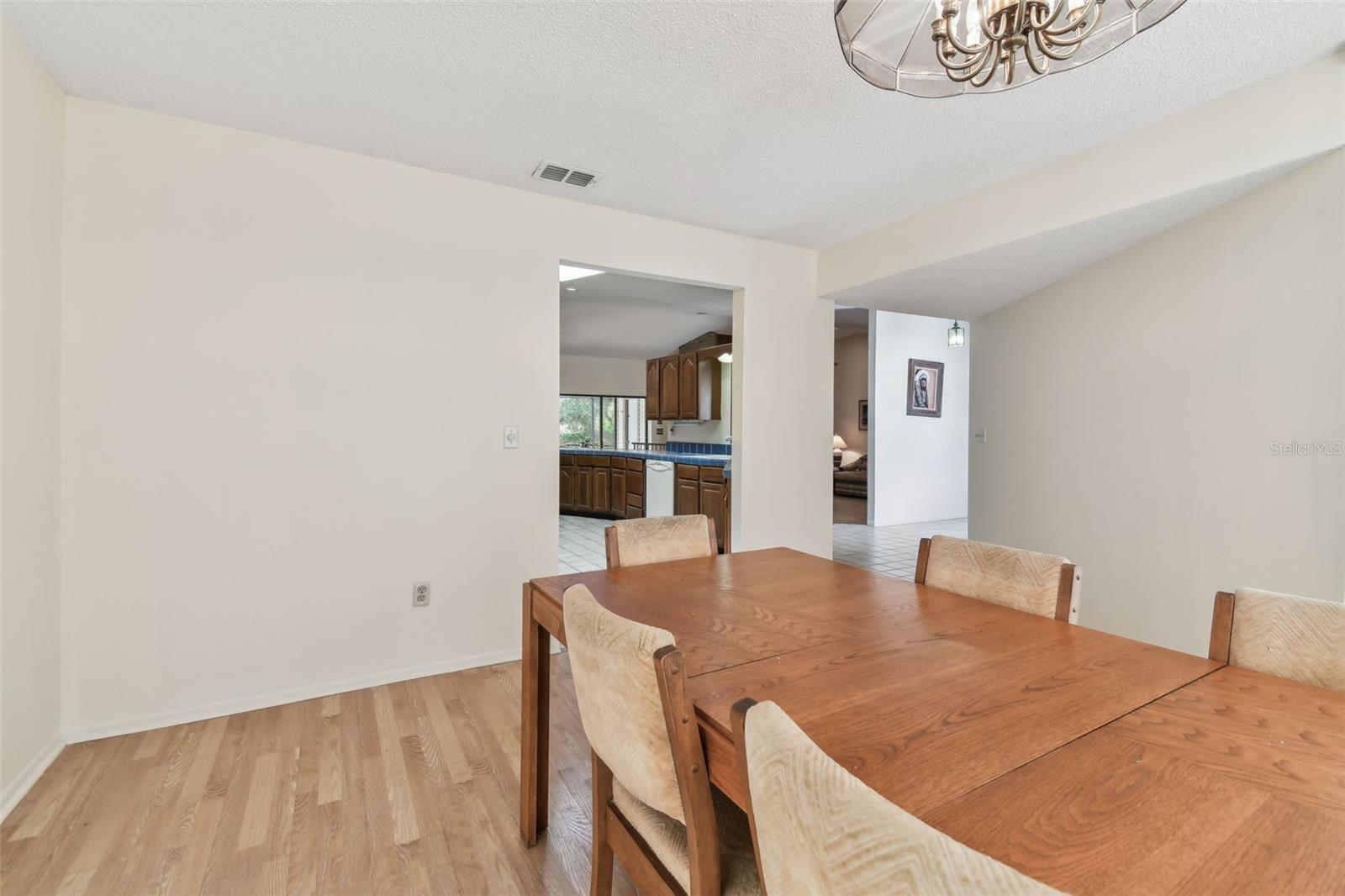 RAMBLEWOOD - Residential