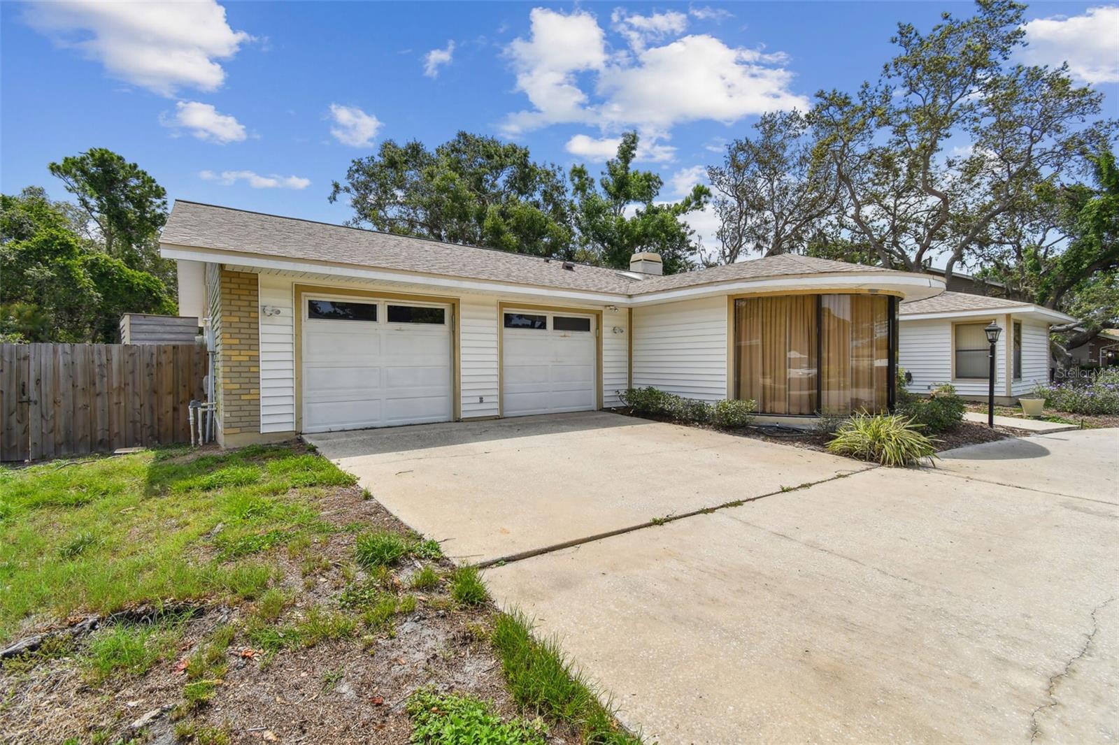RAMBLEWOOD - Residential