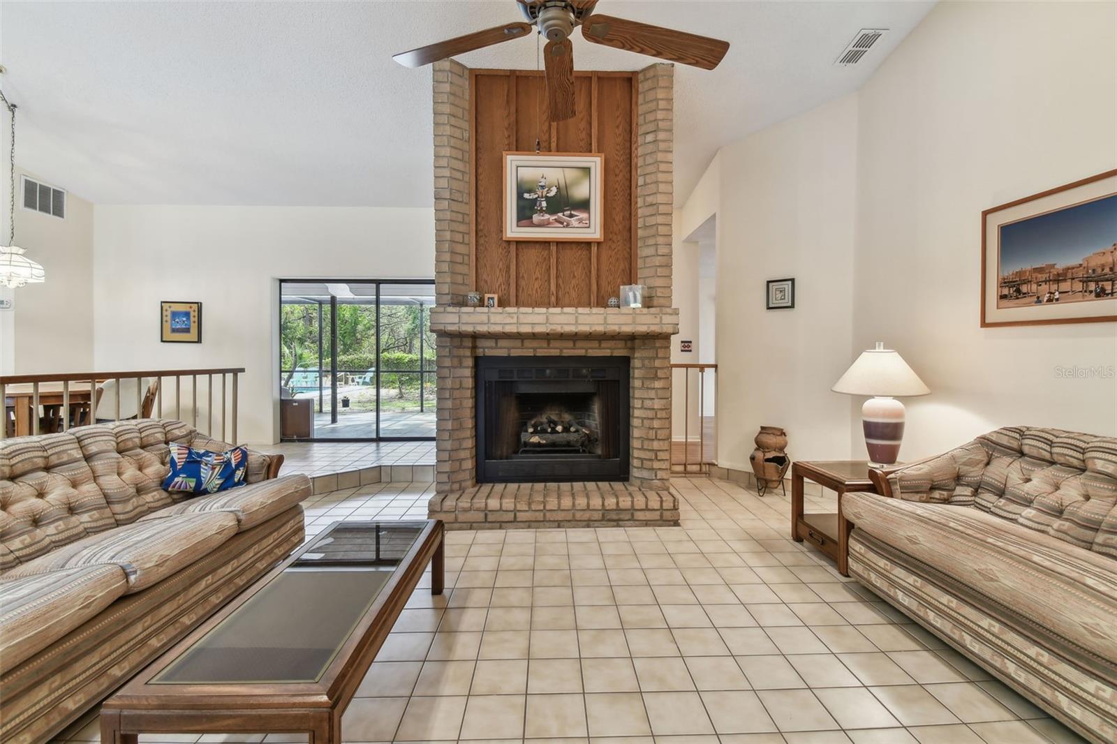 RAMBLEWOOD - Residential