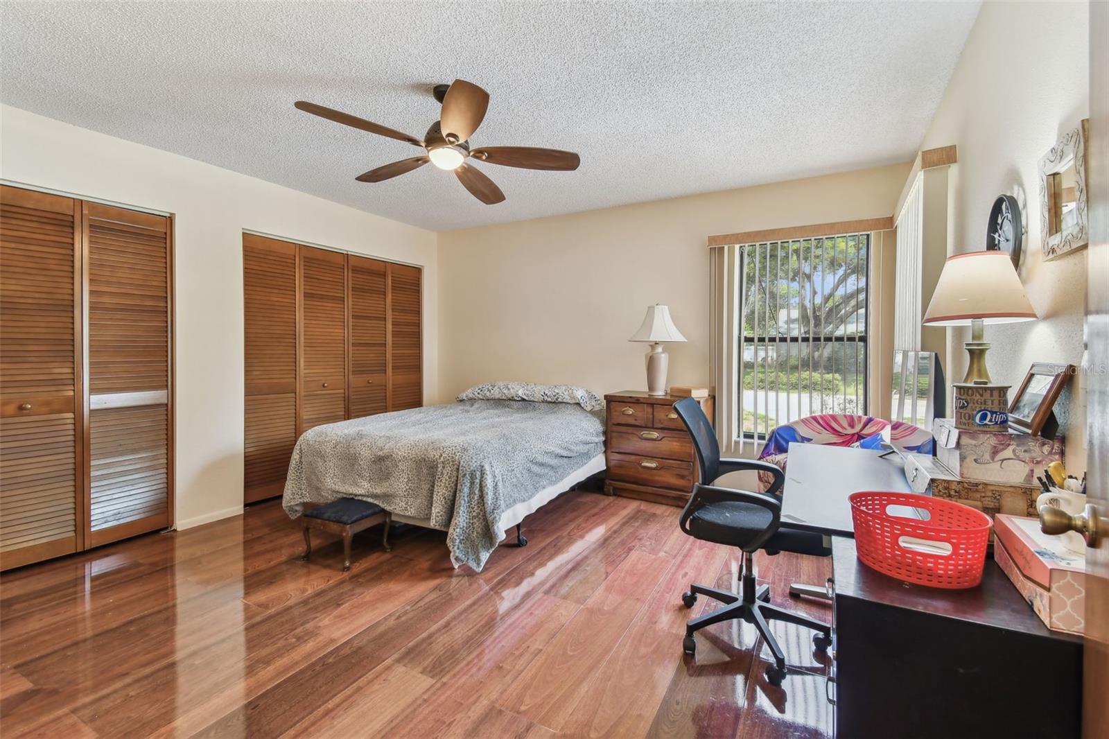 RAMBLEWOOD - Residential