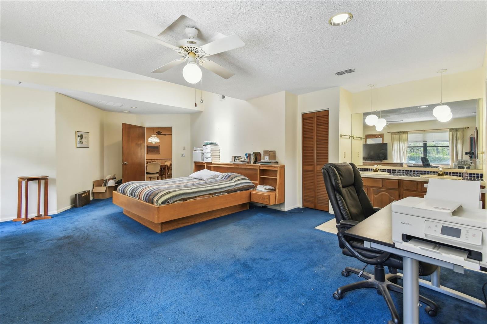 RAMBLEWOOD - Residential