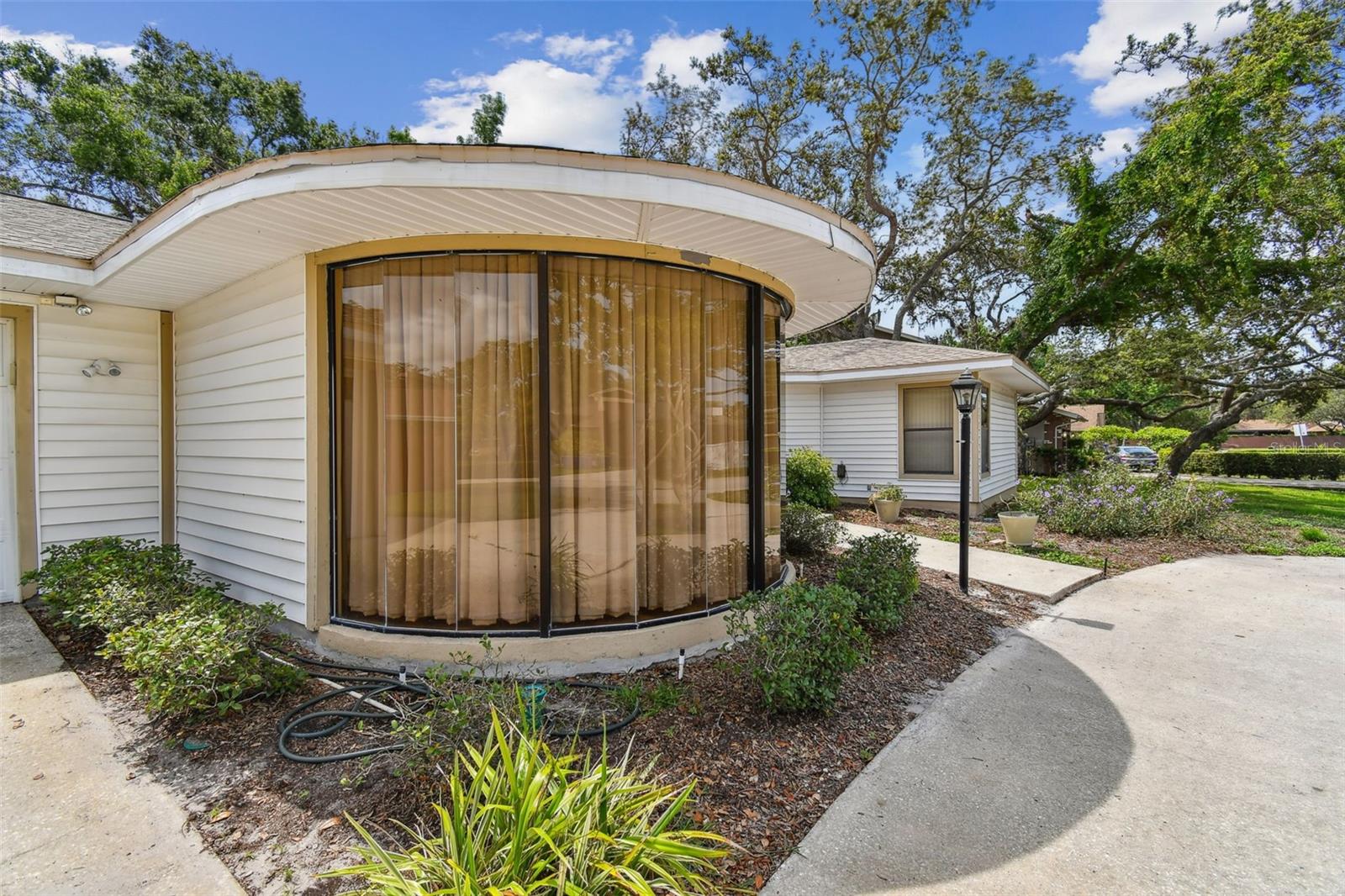 RAMBLEWOOD - Residential