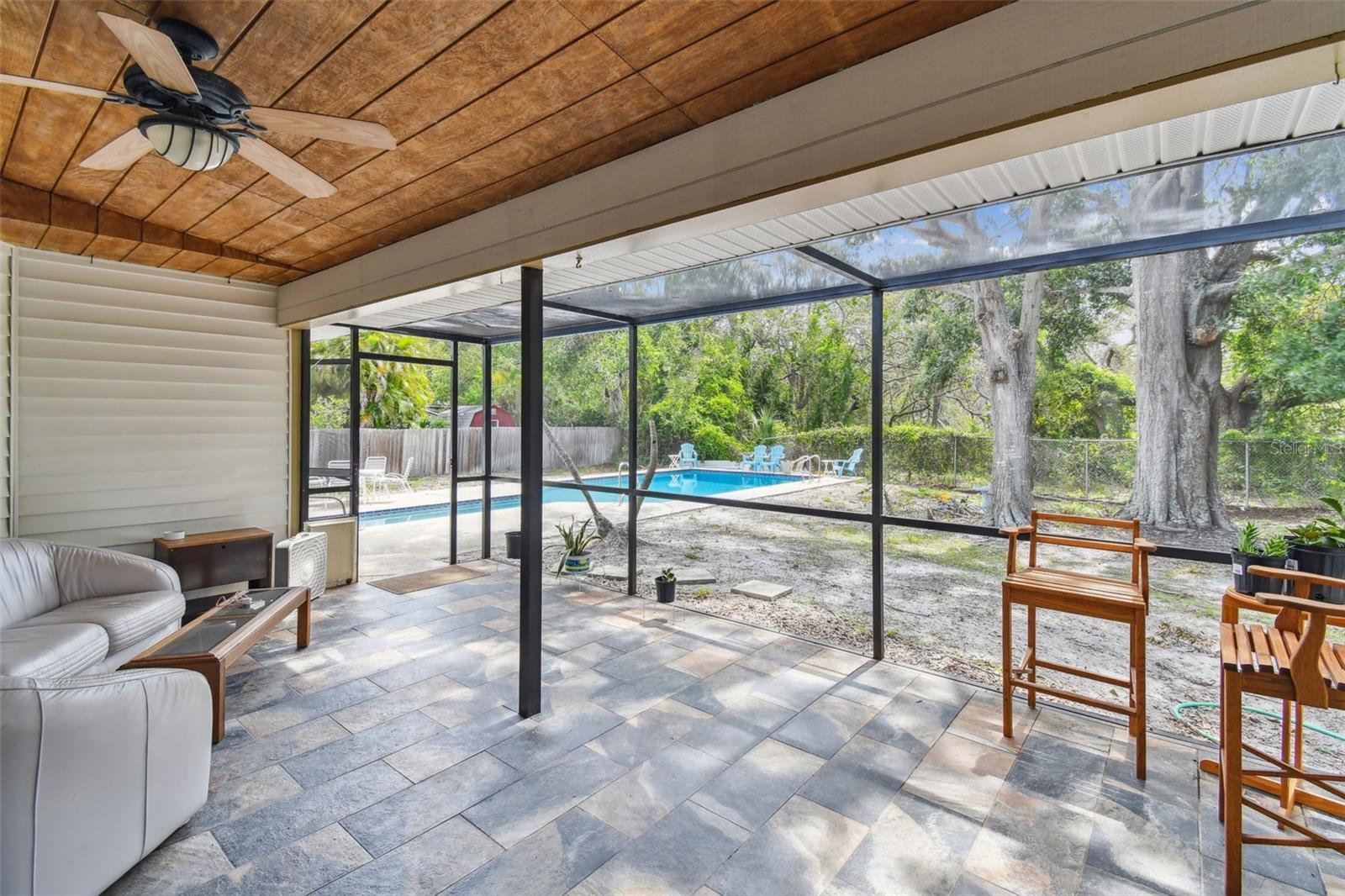 RAMBLEWOOD - Residential