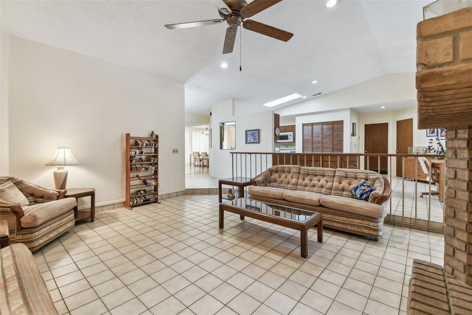 RAMBLEWOOD - Residential