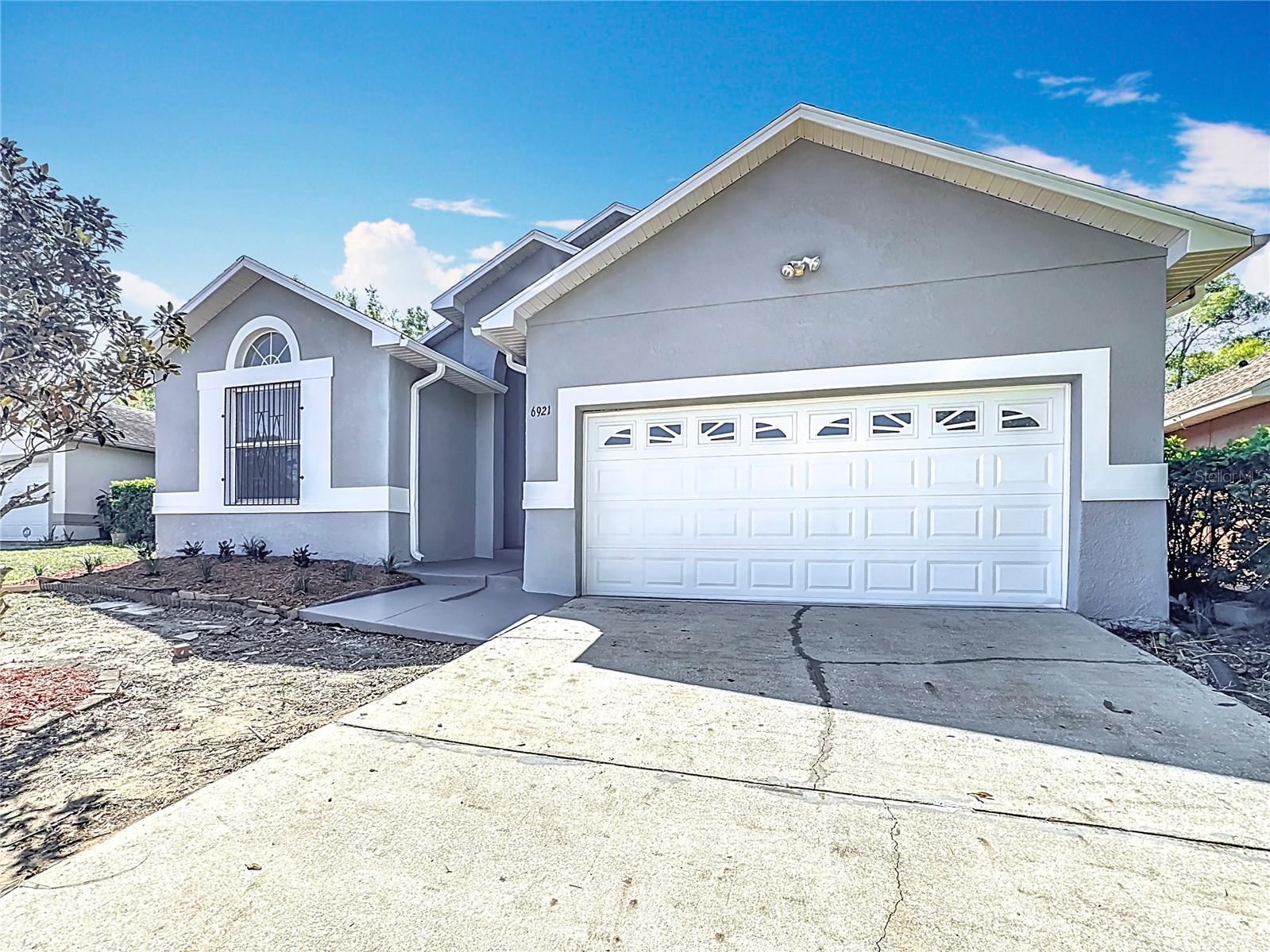 6921 BLAIR DR