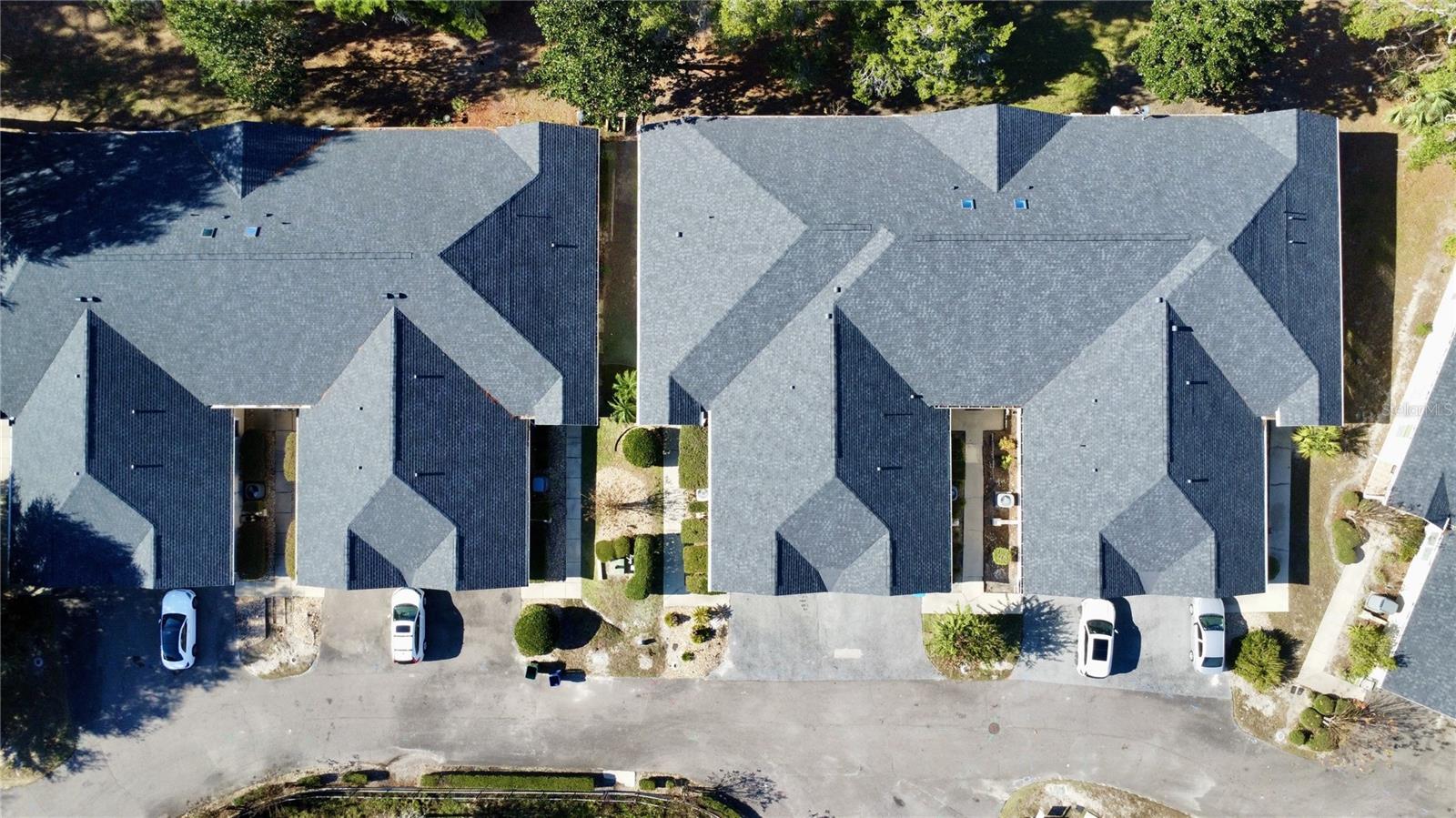 LAKEVIEW VILLAS - Residential