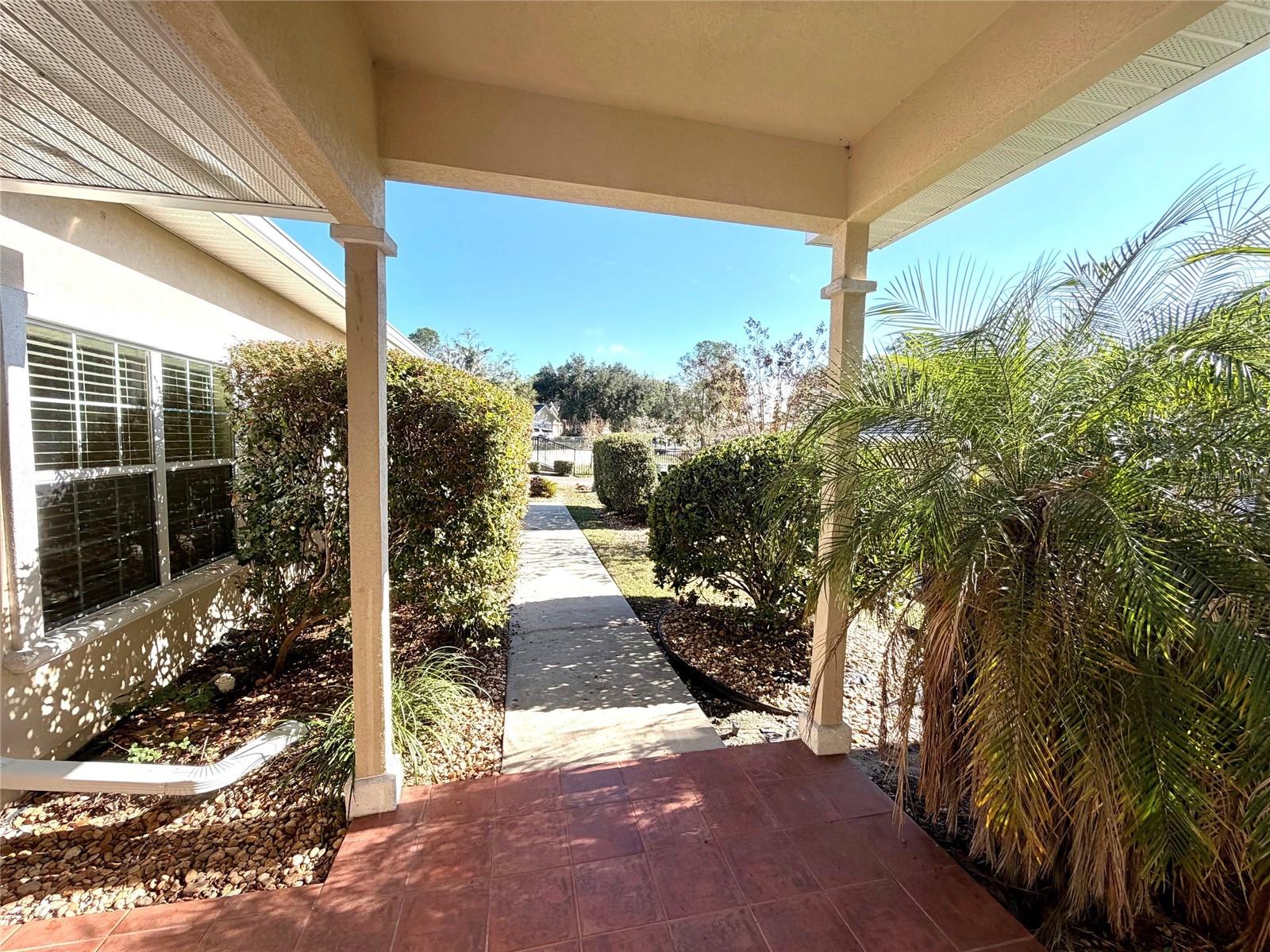 LAKEVIEW VILLAS - Residential