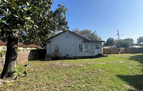 A home in LARGO