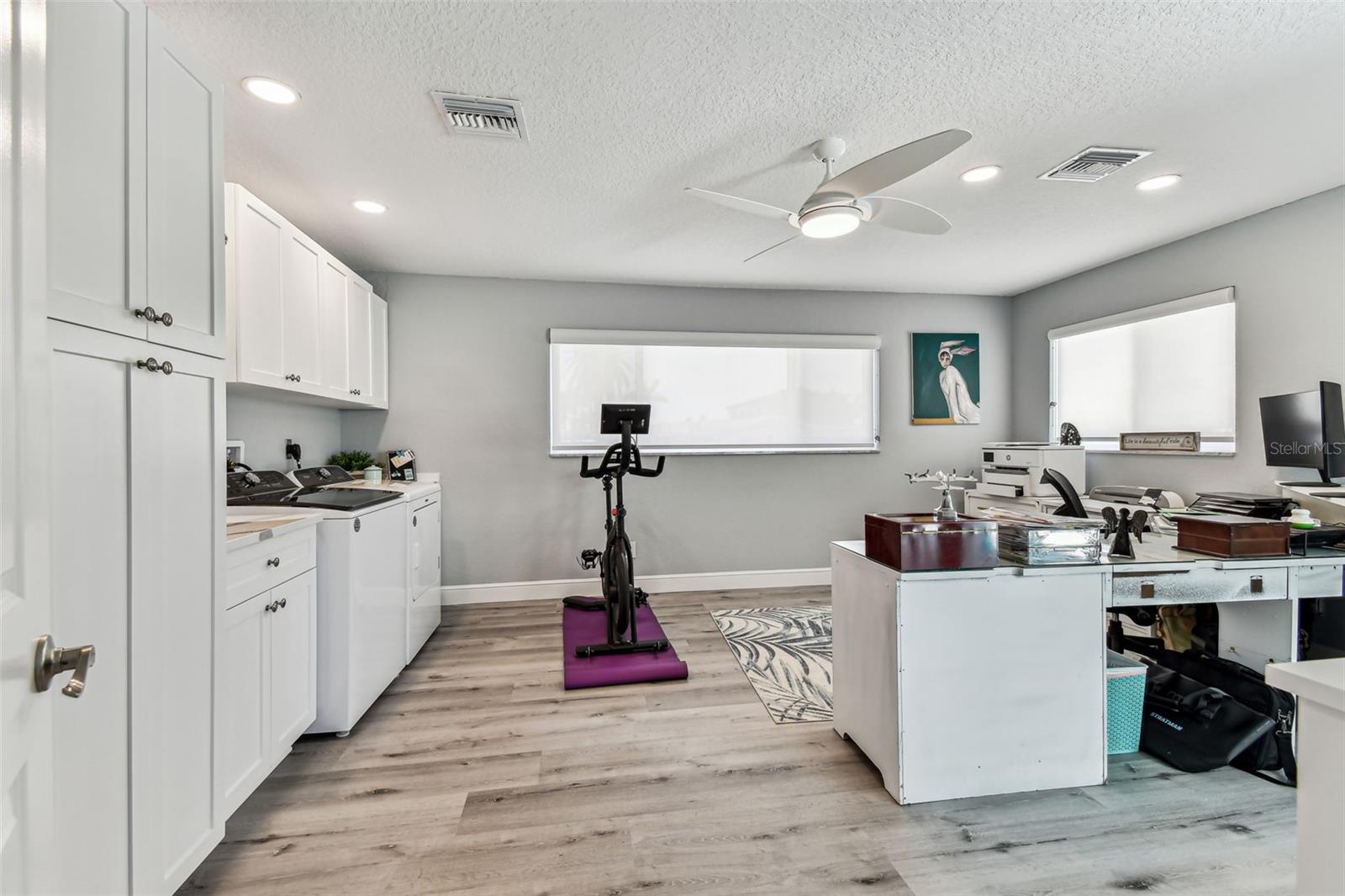 OAKHURST SHORES 5TH ADD - Residential