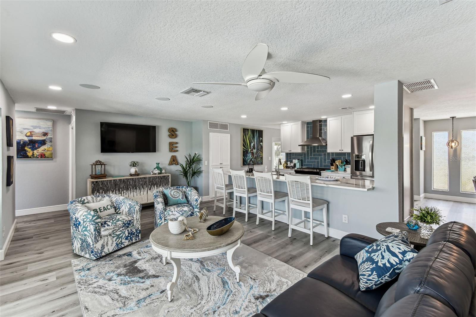 OAKHURST SHORES 5TH ADD - Residential