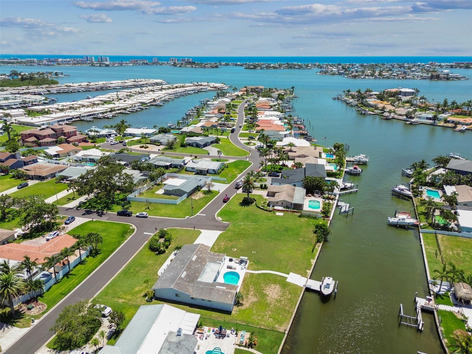 OAKHURST SHORES 5TH ADD - Residential
