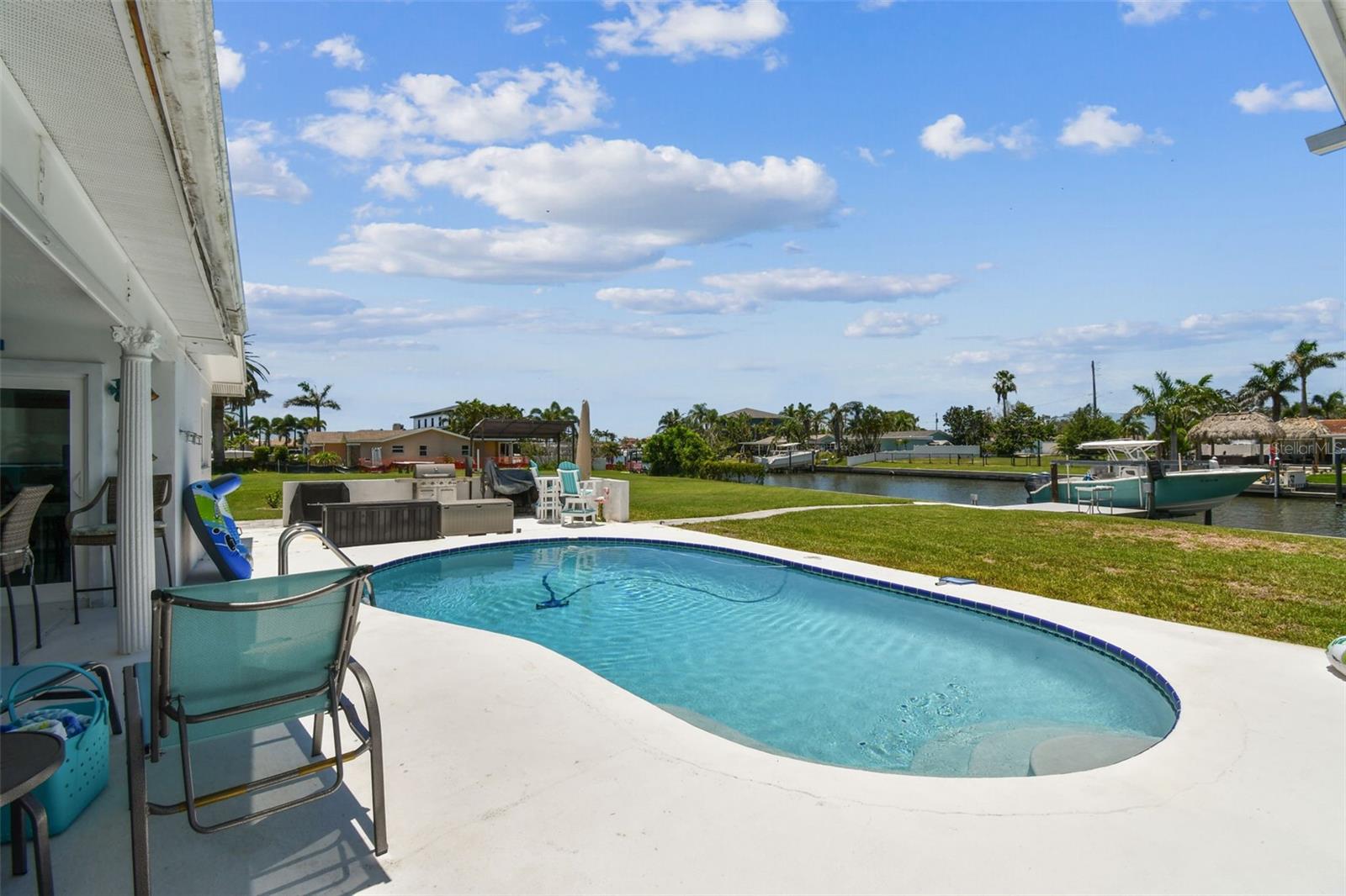 OAKHURST SHORES 5TH ADD - Residential