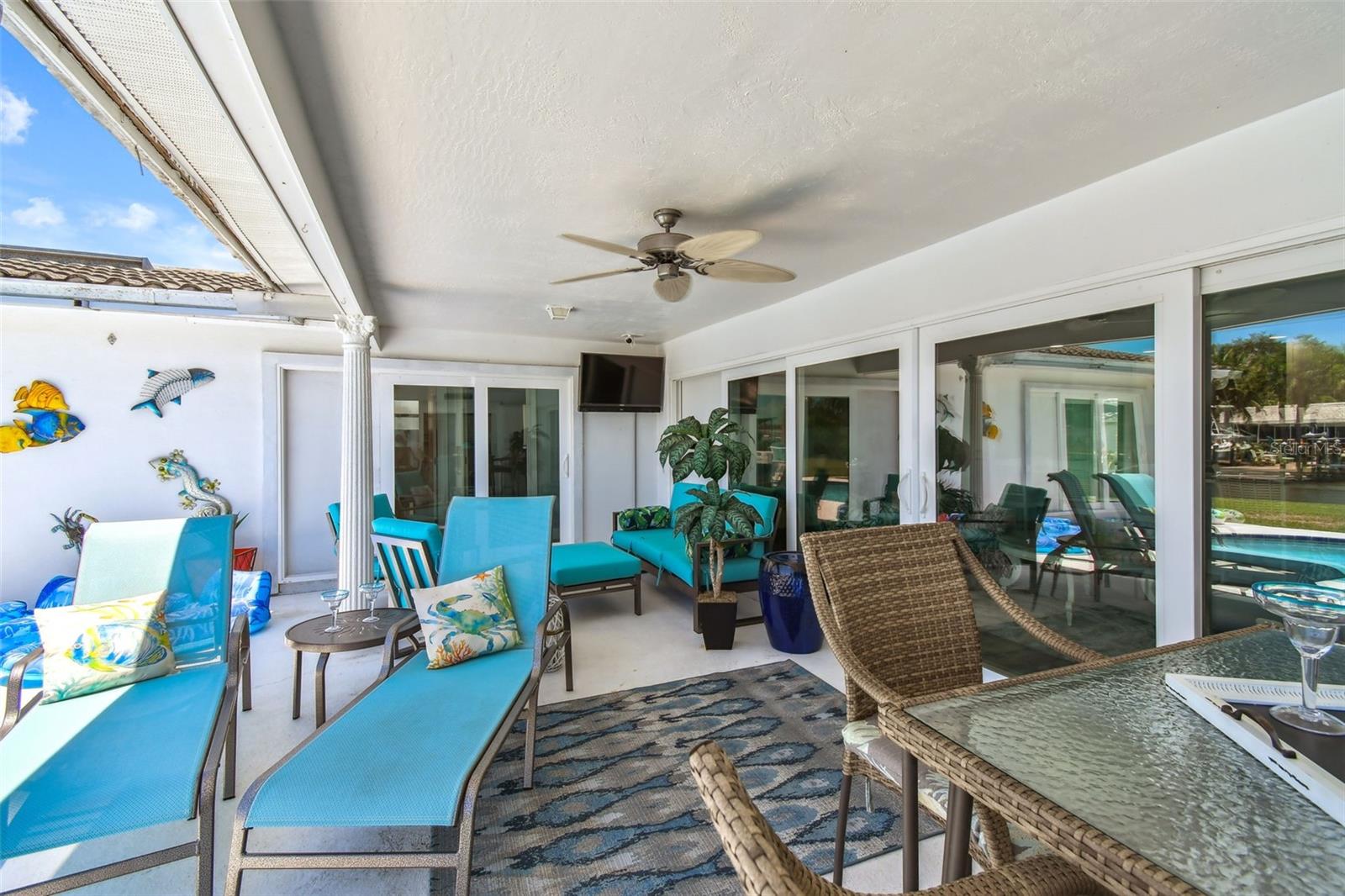 OAKHURST SHORES 5TH ADD - Residential