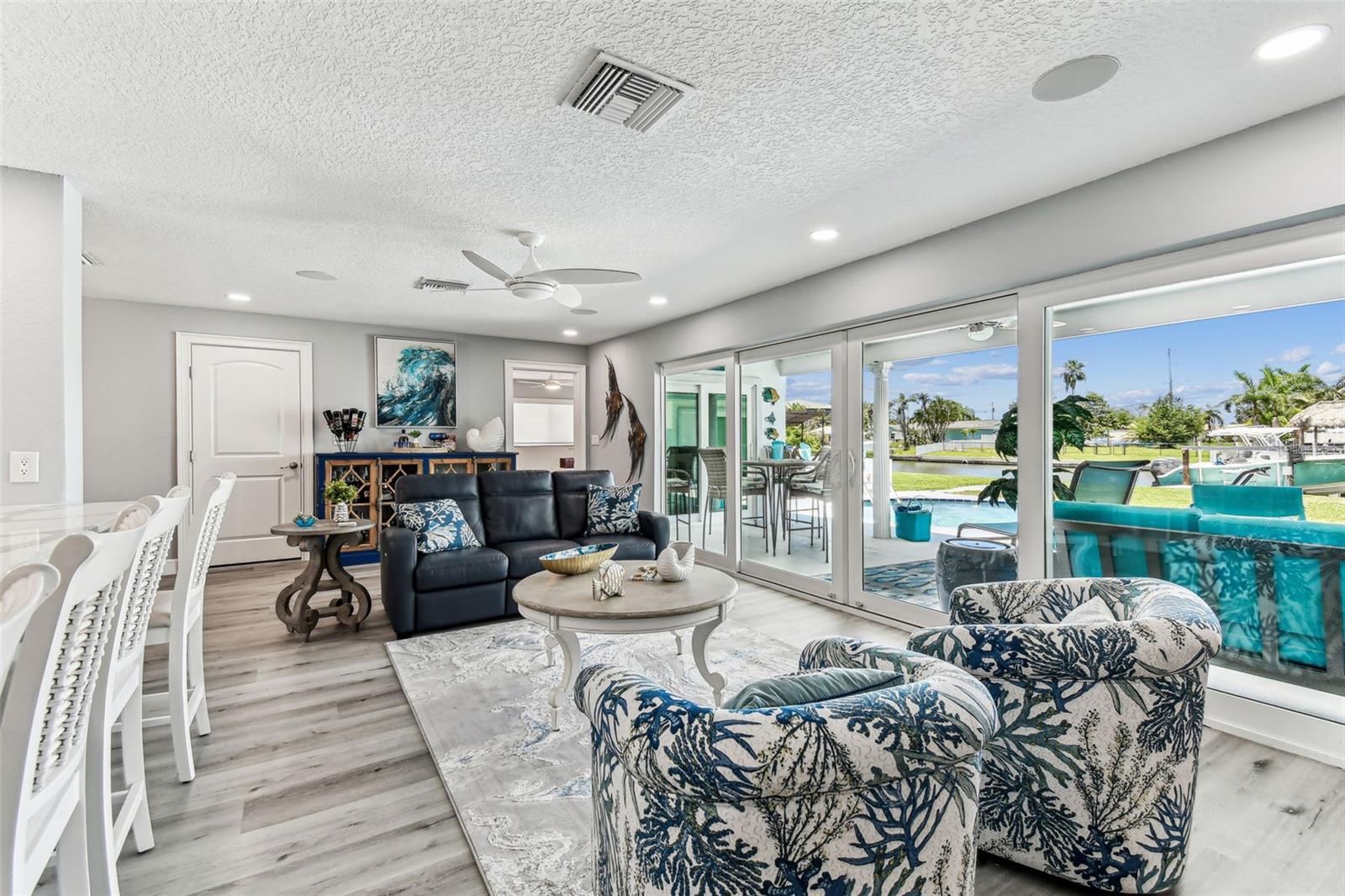 OAKHURST SHORES 5TH ADD - Residential