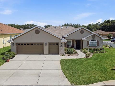 Photo of 11081 SE 167th Place, Summerfield, FL 34491 (MLS # G5113022)