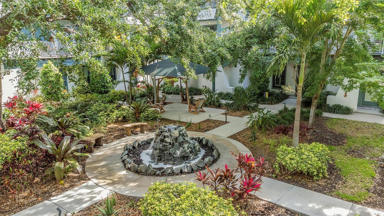 HIGHLAND TWNHMS - Residential