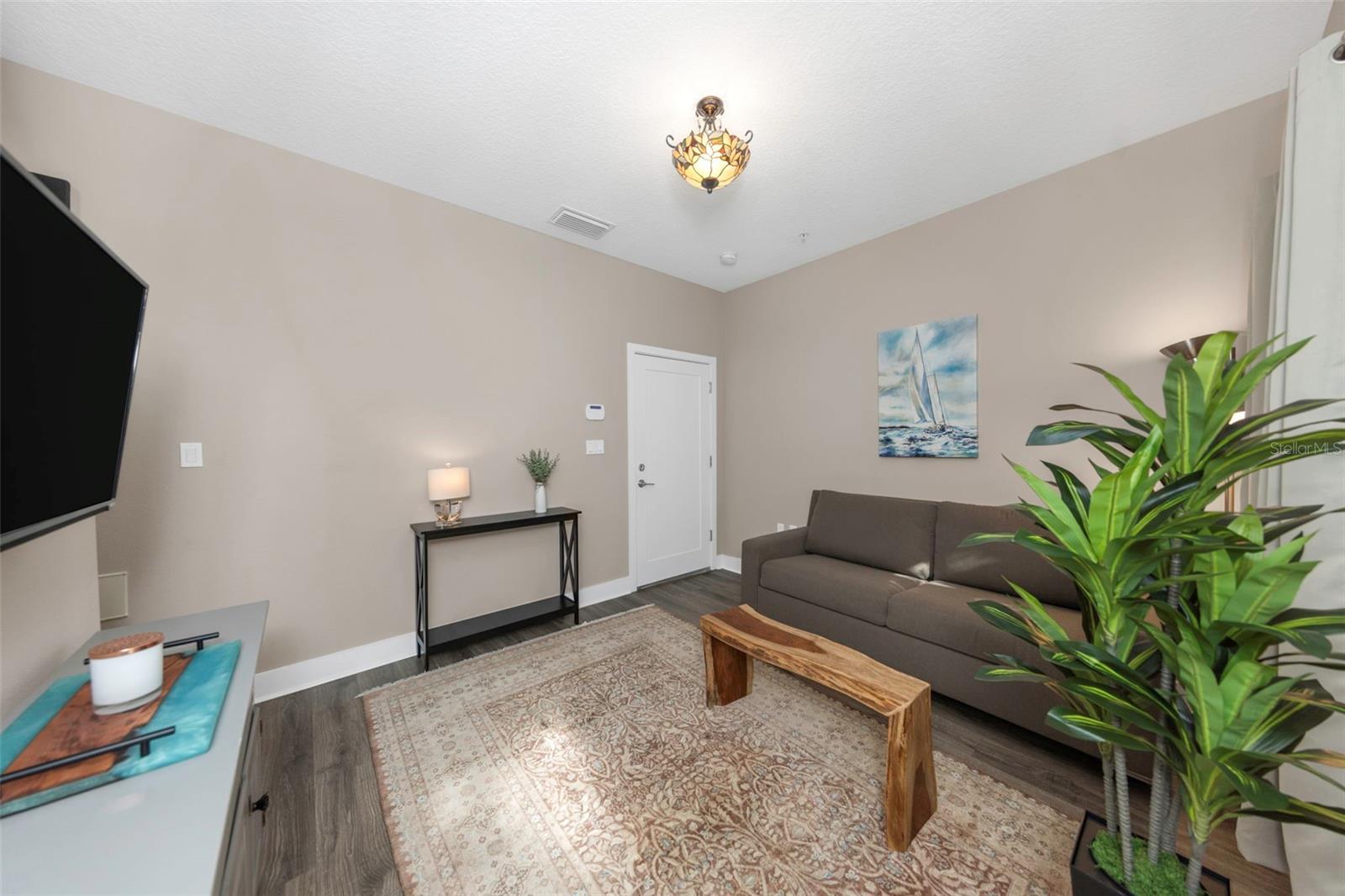 HIGHLAND TWNHMS - Residential