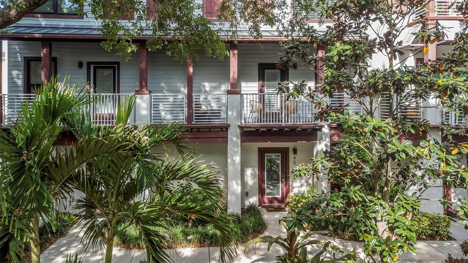 HIGHLAND TWNHMS - Residential