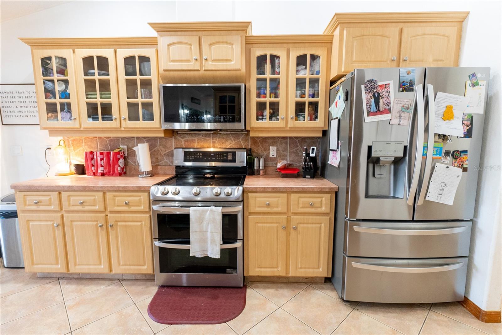 SILVER SPRINGS SHORES - Residential