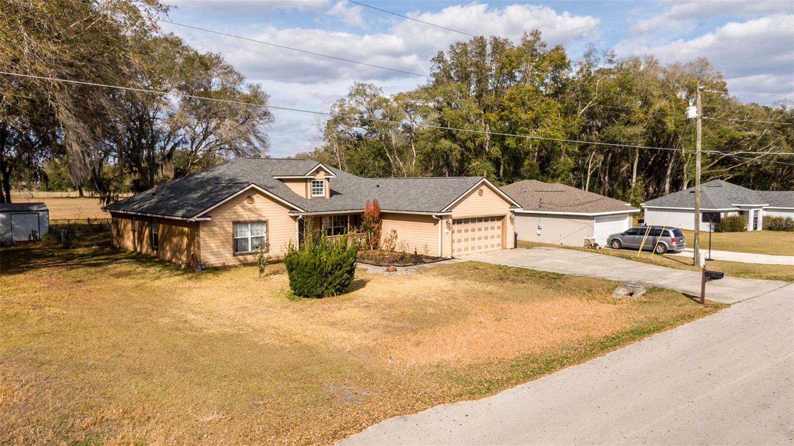 SILVER SPRINGS SHORES - Residential