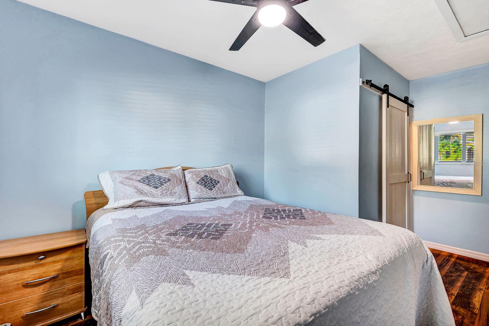 LAKE SARASOTA - Residential