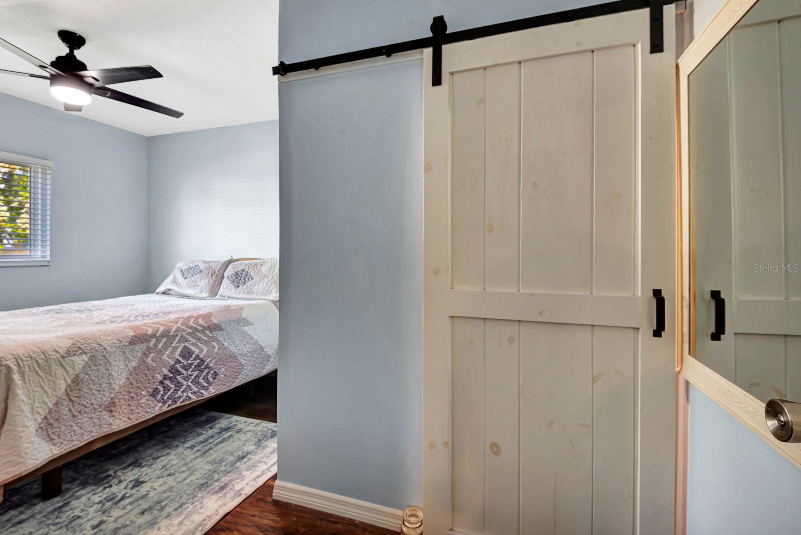 LAKE SARASOTA - Residential