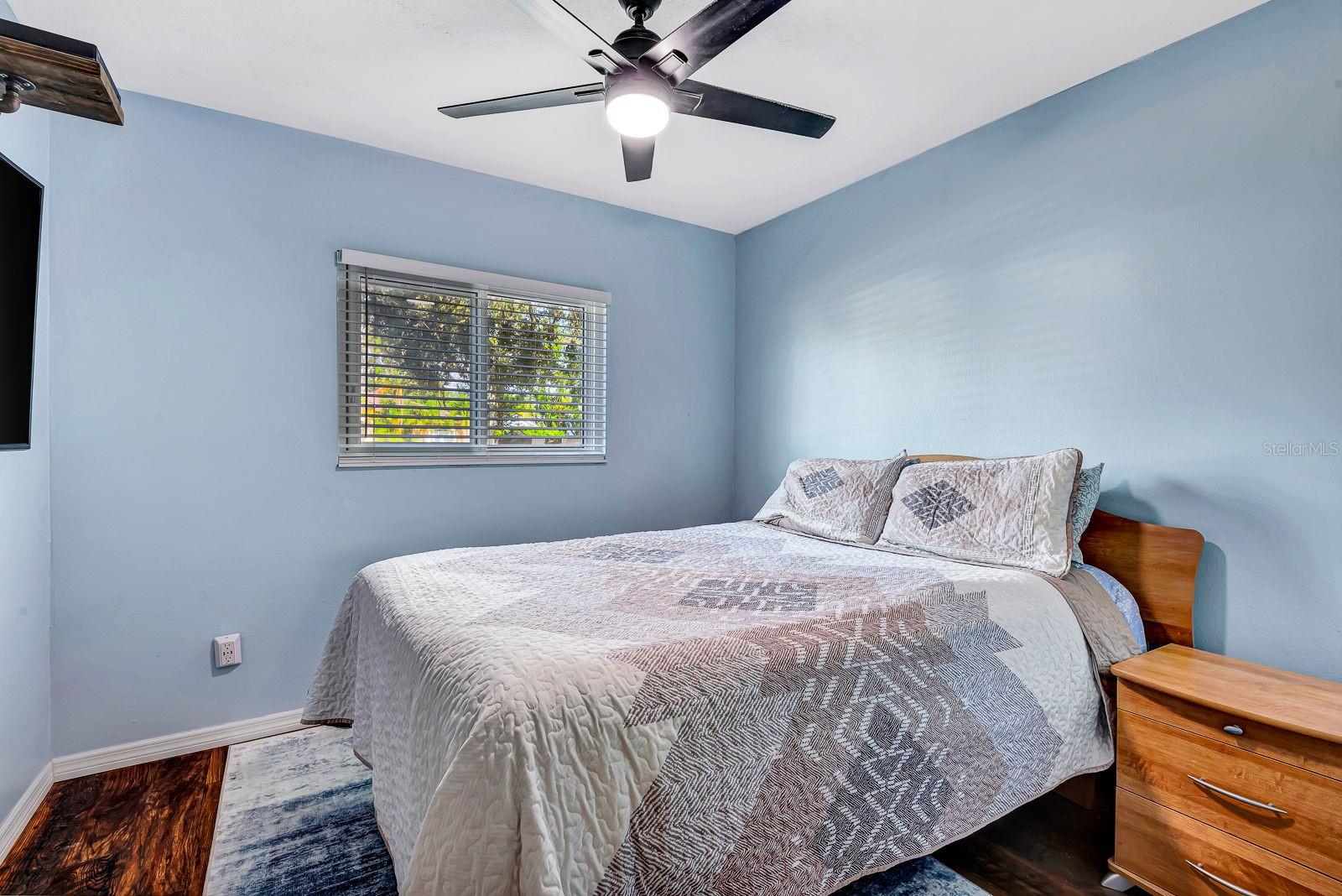 LAKE SARASOTA - Residential