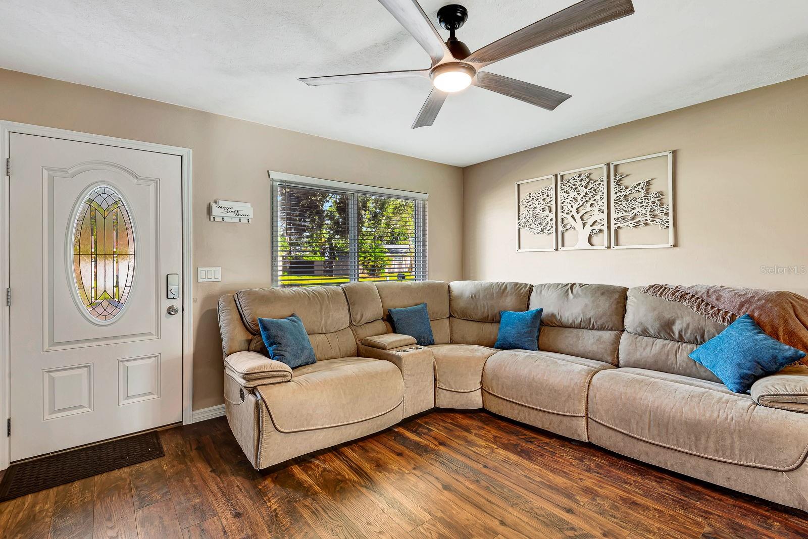 LAKE SARASOTA - Residential