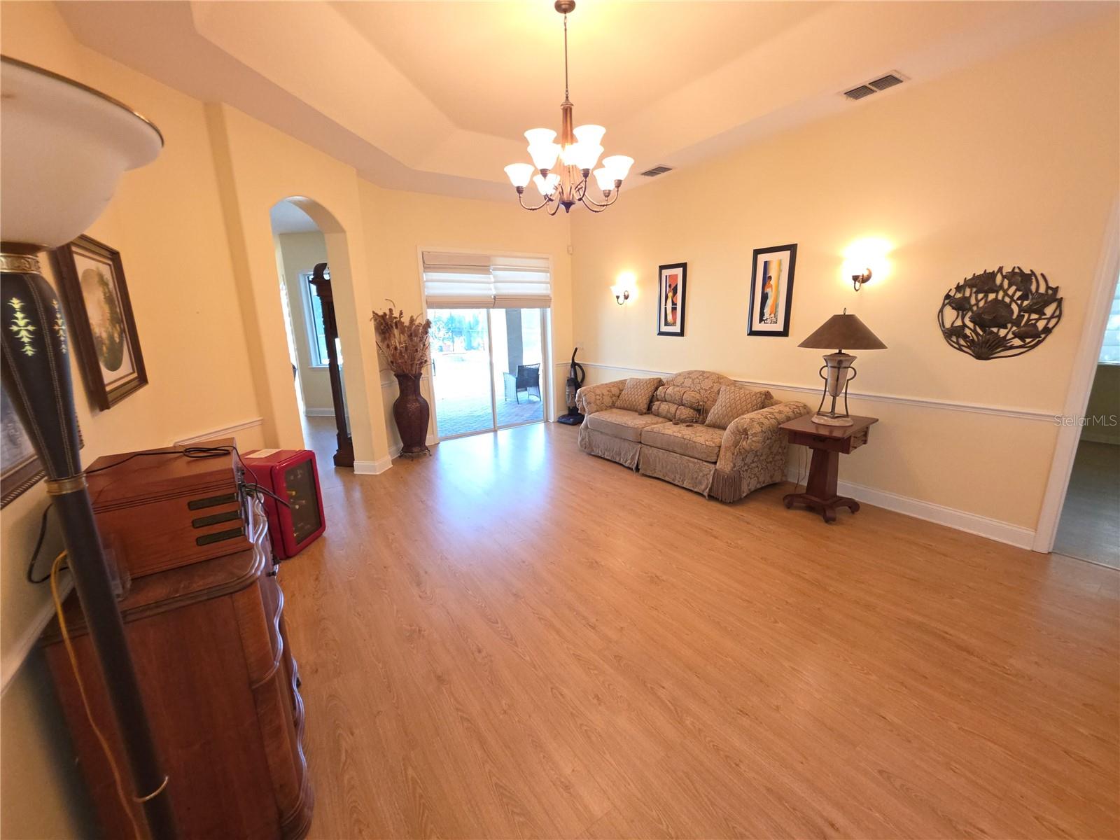 SPRING HILL - Residential