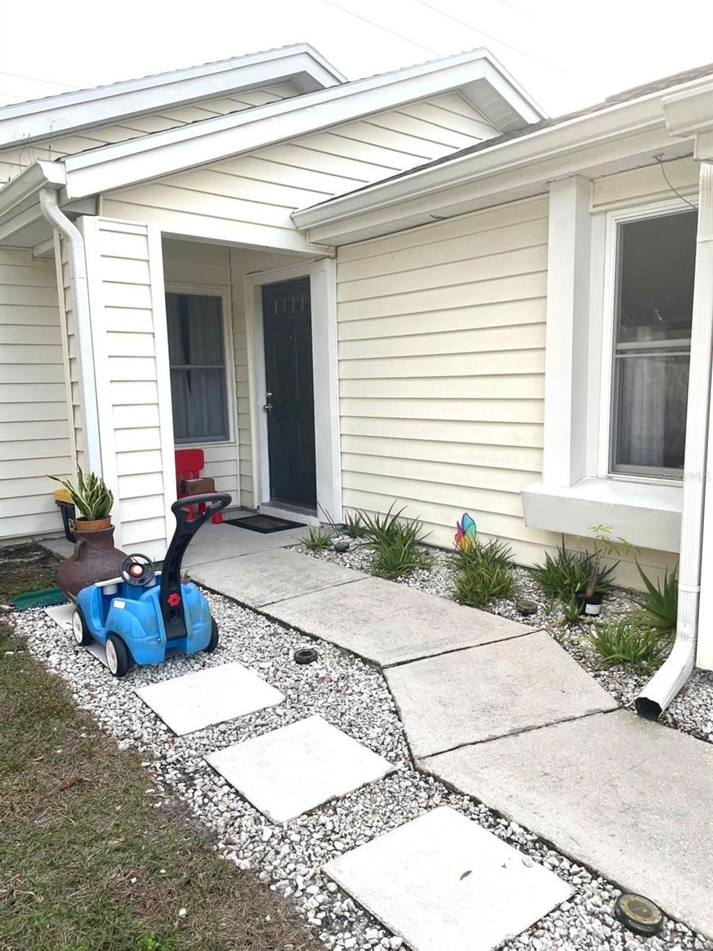 Photo of 2246 Faxton Court, Orlando, FL 32812 (MLS # R4910645)