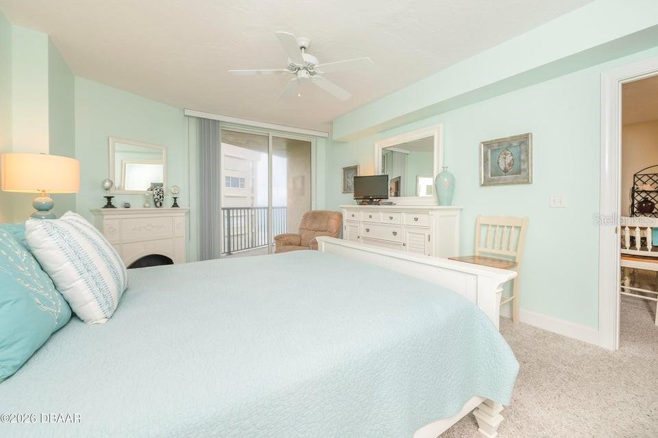 TOWERS AT PONCE INLET TOWER 01 CONDO - Residential