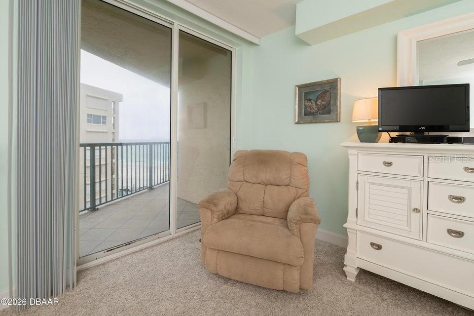 TOWERS AT PONCE INLET TOWER 01 CONDO - Residential