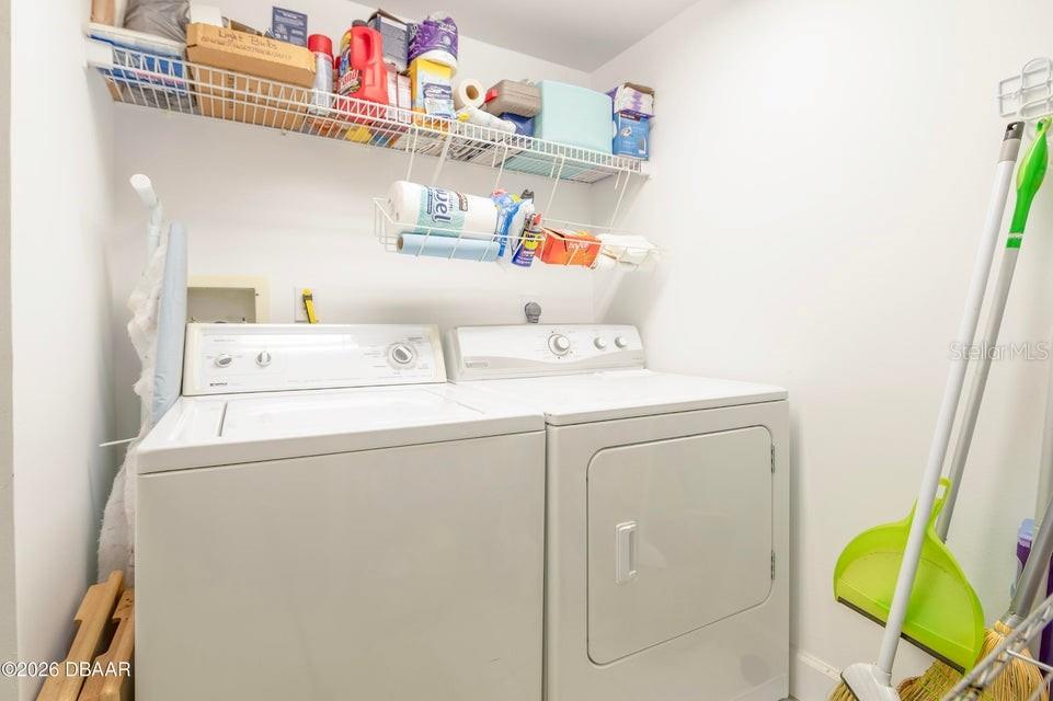 TOWERS AT PONCE INLET TOWER 01 CONDO - Residential