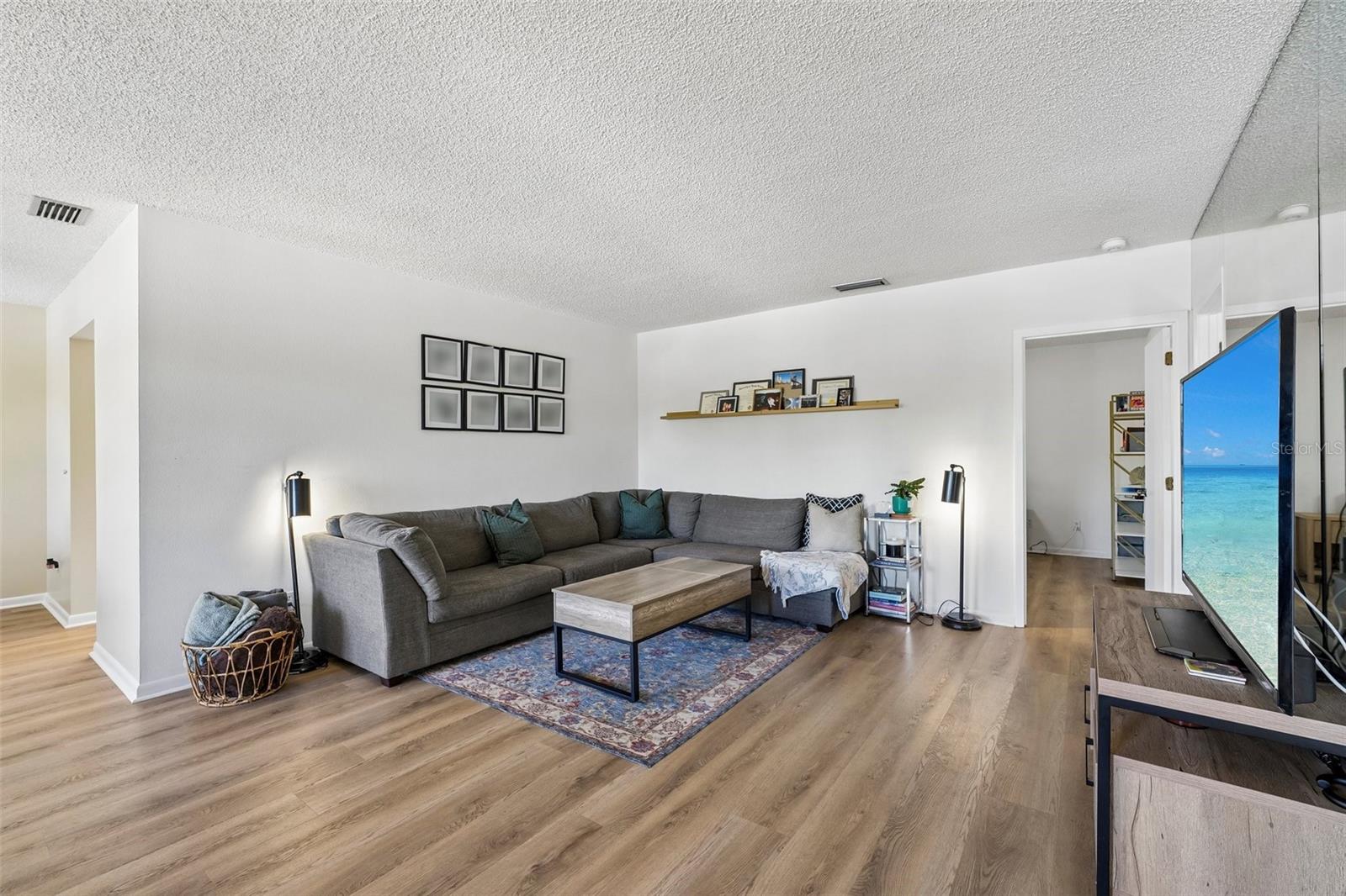 MAIDSTONE CONDO - Residential