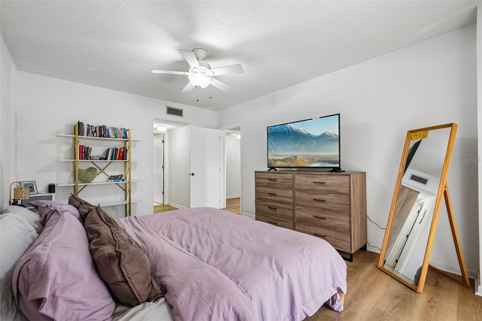 MAIDSTONE CONDO - Residential