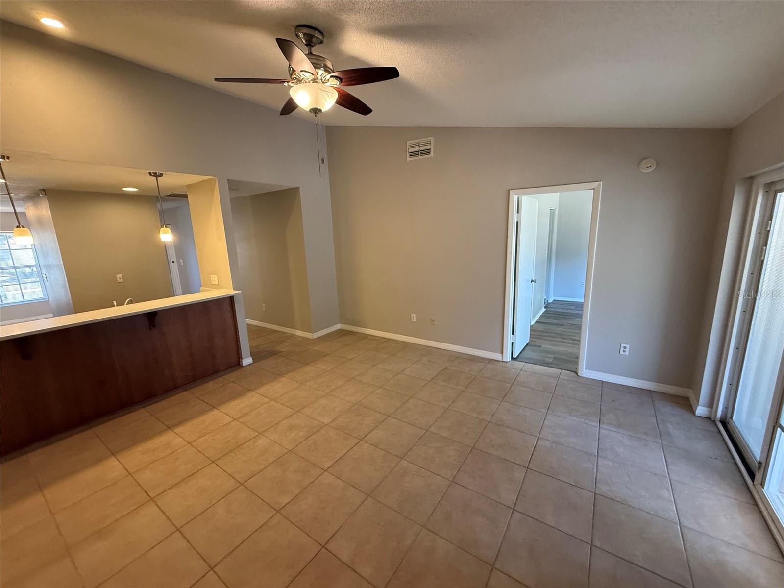 COUNTRY HILLS UNIT ONE D - Residential