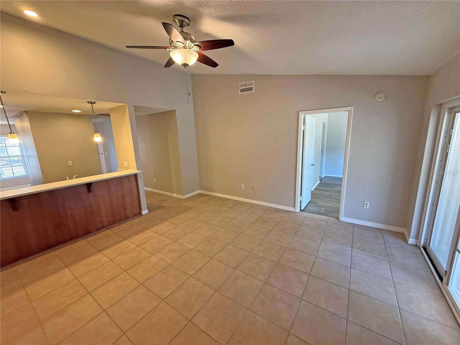 COUNTRY HILLS UNIT ONE D - Residential