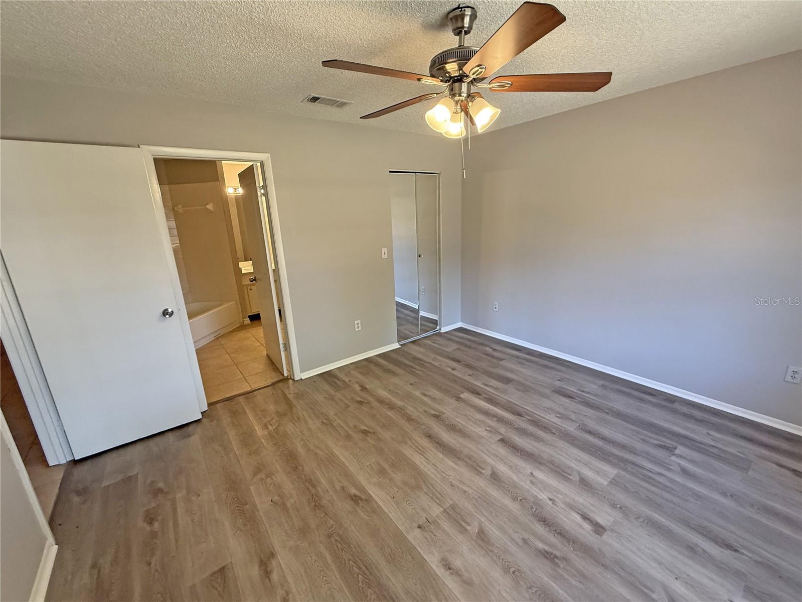 COUNTRY HILLS UNIT ONE D - Residential