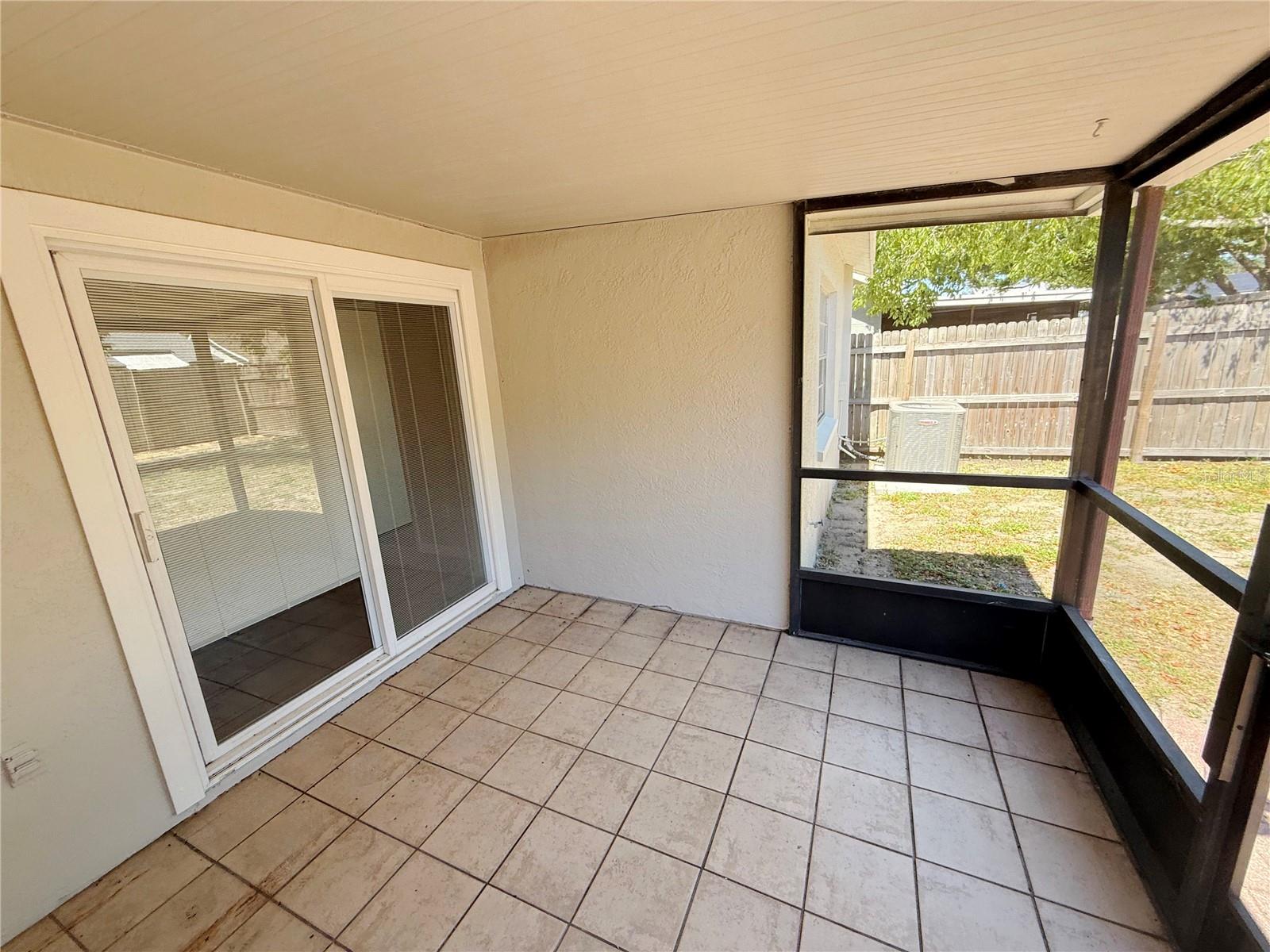 COUNTRY HILLS UNIT ONE D - Residential