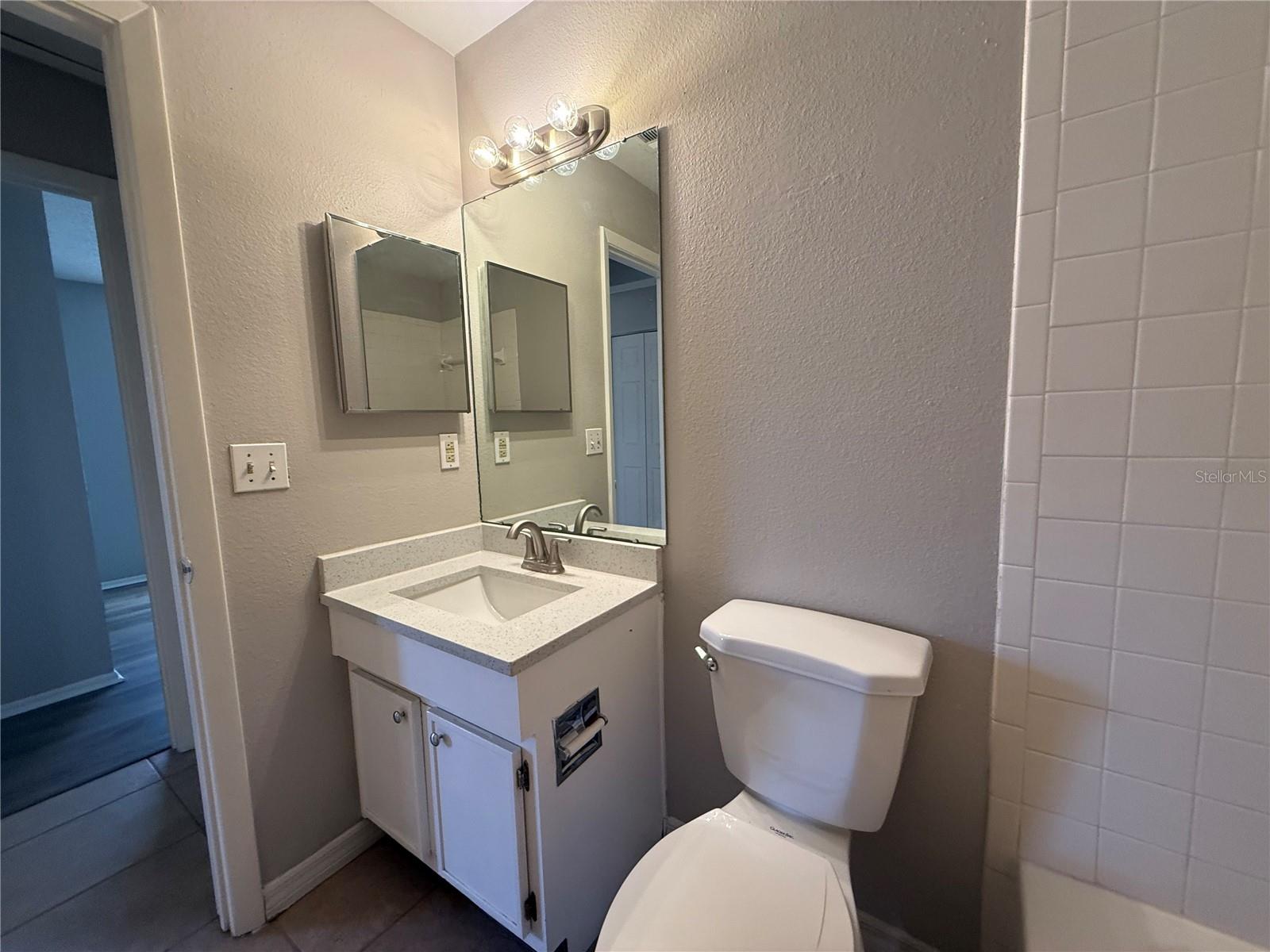 COUNTRY HILLS UNIT ONE D - Residential