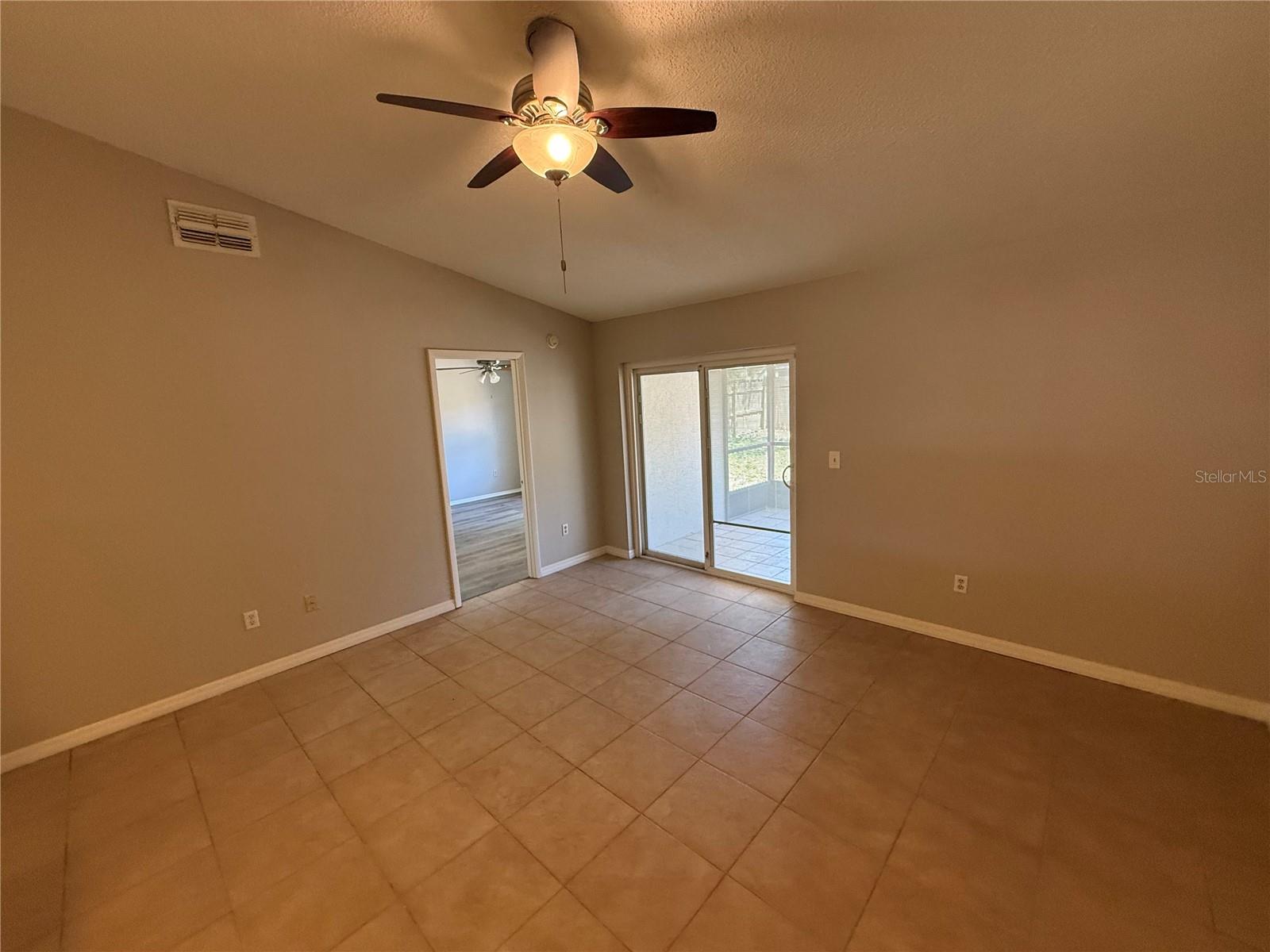 COUNTRY HILLS UNIT ONE D - Residential