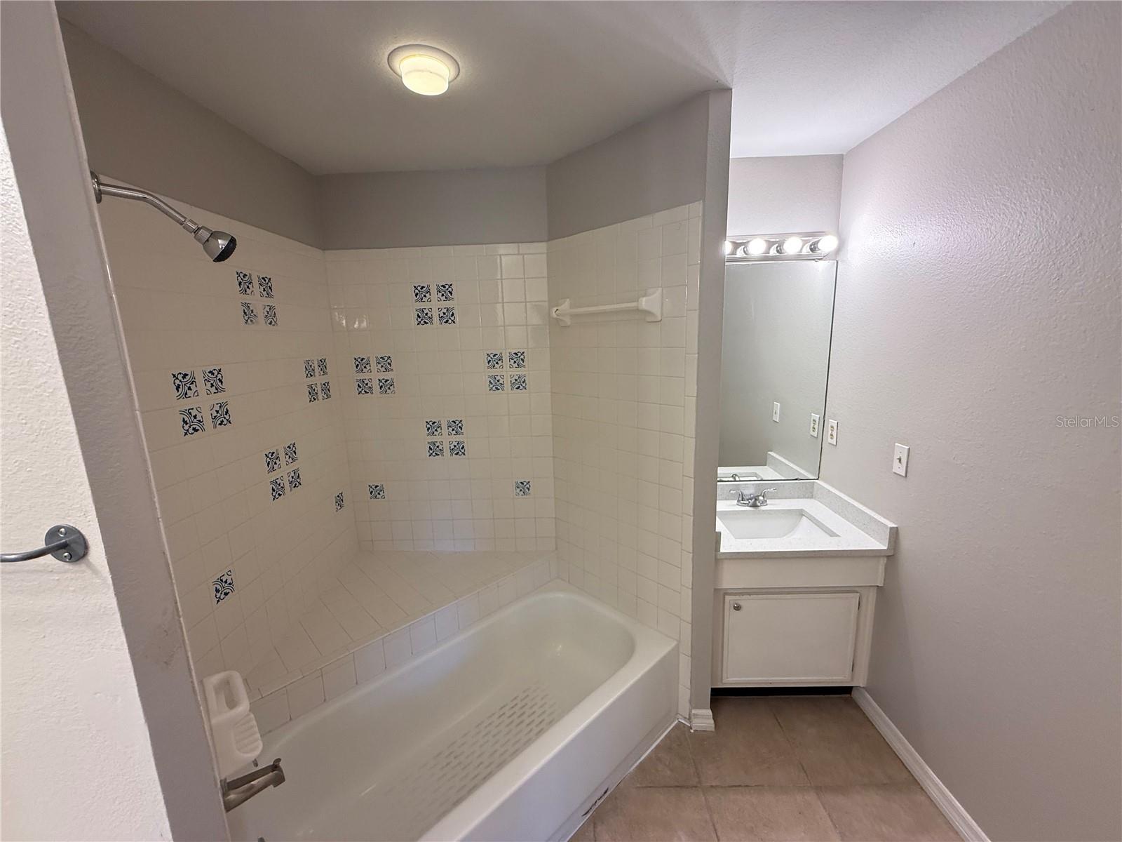 COUNTRY HILLS UNIT ONE D - Residential