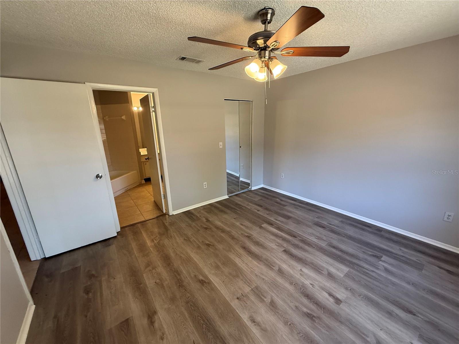 COUNTRY HILLS UNIT ONE D - Residential