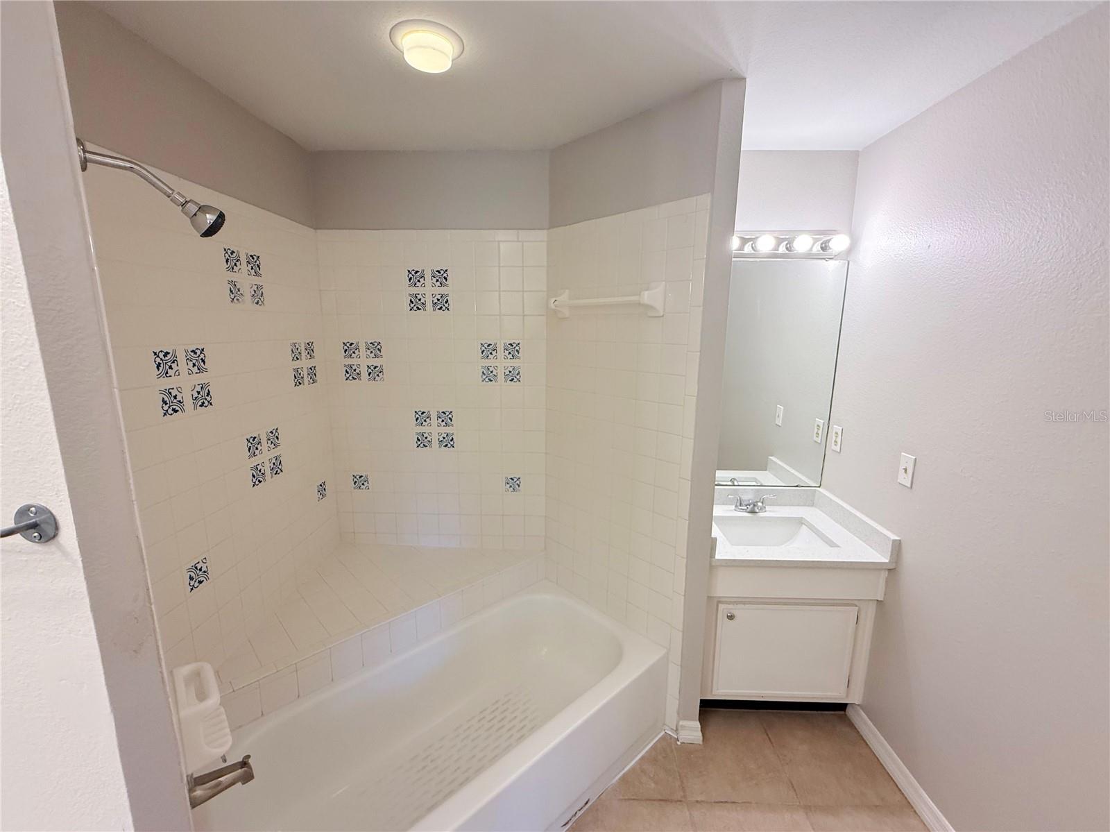 COUNTRY HILLS UNIT ONE D - Residential