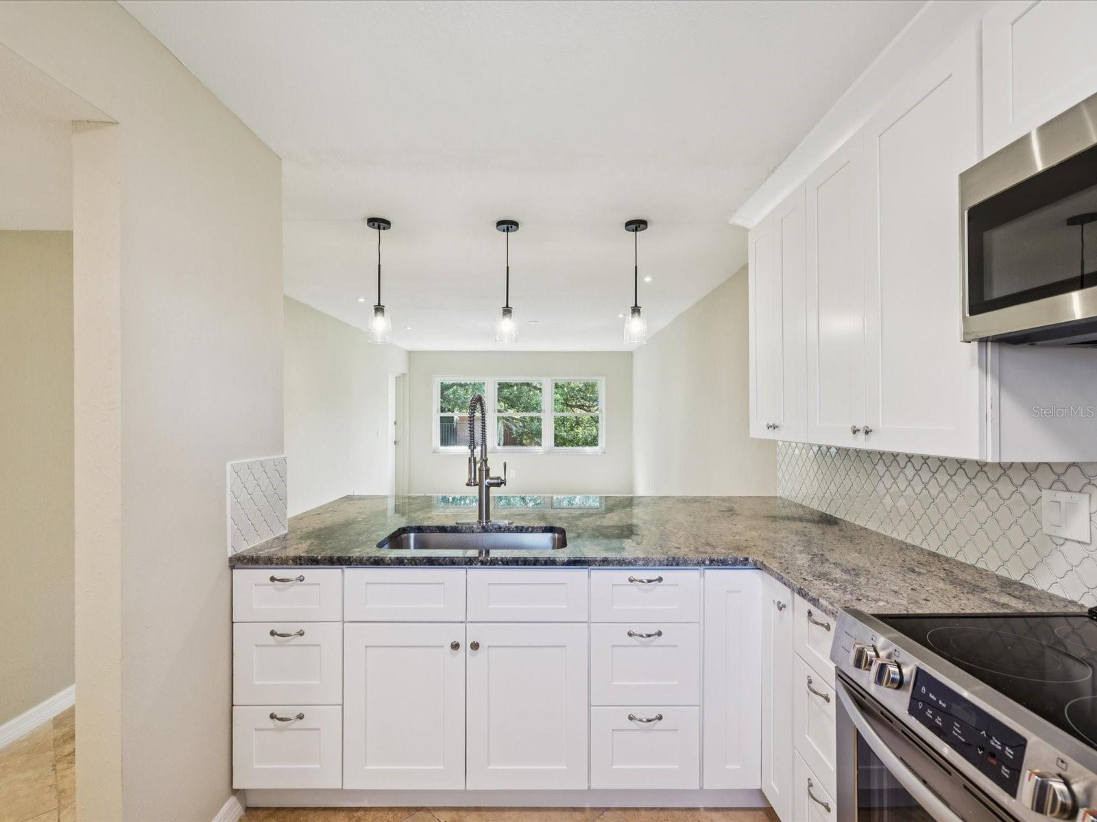 COVE SPGS CONDO - Residential