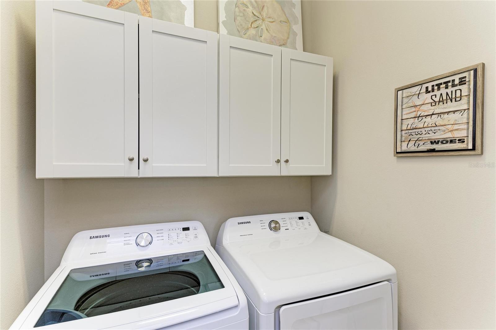 MANGROVE WALK ON HARBOUR ISLE PH 4 - Residential